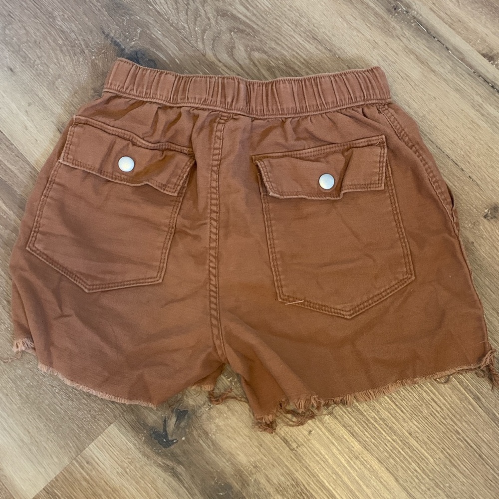Urban Outfitters high waisted distressed shorts - Picture 3 of 4